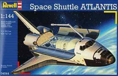 Revell 1/144 Space Shuttle Atlantis image