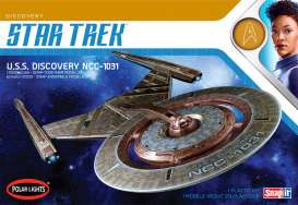 Polar Lights 1/2500 Star Trek USS Discovery image