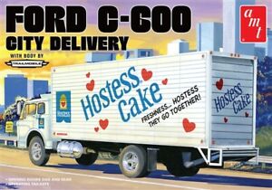 AMT 1/25 Ford C-600 City Delivery - Hostess Cake image
