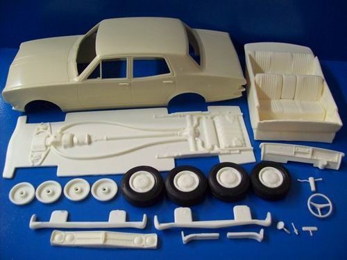 TPB Models 1/25 Holden HK 4-Door Kerbside Pack (Resin) image