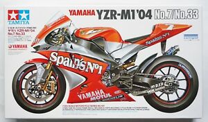 Tamiya 1/12 Yamaha YZR-M1 '04 No.7/No.33 image