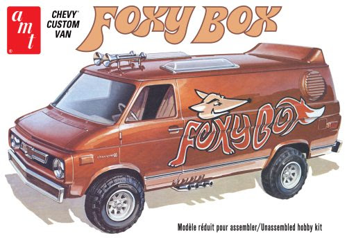 AMT 1/25 1975 Chevy Van "Foxy Box" image