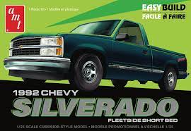 AMT 1/25 1992 Chevrolet Silverado Shortbed Fleetside Pickup image