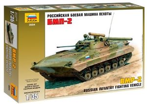 Zvezda 1/35 Soviet Battle Tank BMP-2 image
