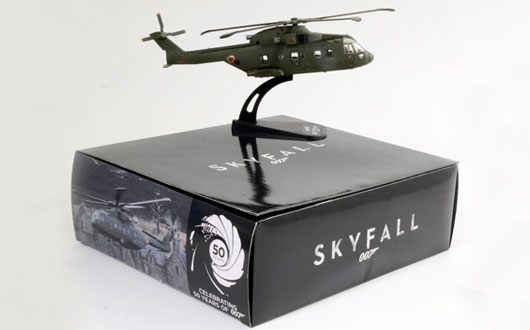 Italeri 1/100 Augusta Westland AW101 Helicopter - Skyfall 007 image