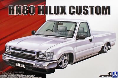 Aoshima 1/24 RN80 Hilux Custom 1985 image