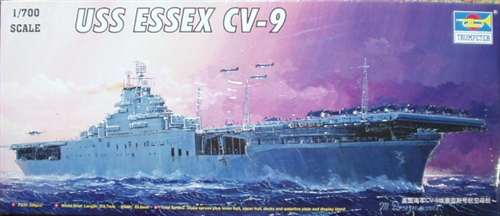 Trumpeter 1/700 USS Essex CV-9 image