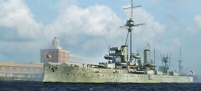 Trumpeter 1/700 HMS Dreadnought 1918 image
