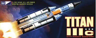MPC 1/100 Titan IIIc Rocket image