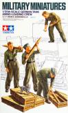 Tamiya 1/35 German Tank Ammo-Loading Crew image