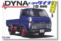 Fujimi 1/32 Toyota Dyna Model 2t with Figures image