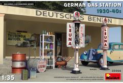 Miniart 1/35 German Gas Station 1930-1940 image