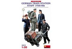 Miniart 1/35 German Train Station Staff 1930-1940s image