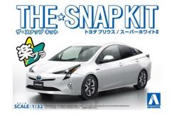 Aoshima 1/32 Toyota Prius - SNAP Kit image