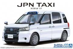 Aoshima 1/24 Toyota Japan Taxi Super White 2017 image