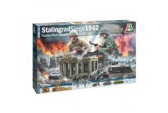 Italeri 1/72 Stalingrad Siege 1942 'Tractor Plant Assault' image