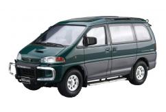 Aoshima 1/24 Mitsubishi Delica Space Gear 1996 image