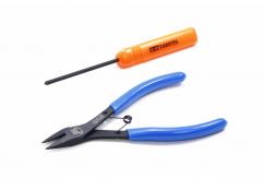 Tamiya Mini 4WD Cutter & Screwdriver Set image