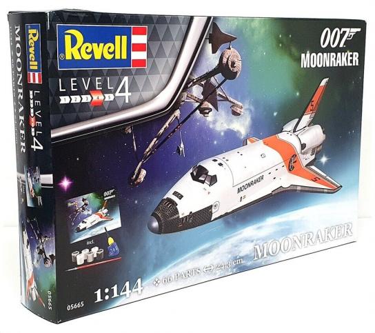 Revell 1/144 Moonraker 007 James Bond - Gift Set image