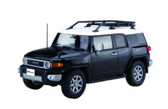 Fujimi 1/24 Toyota FJ Cruiser Two Tone Black Snap Kit image