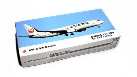 Hasegawa 1/200 Boeing 737-800 JAL Express image