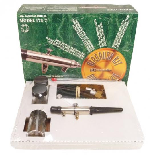 Badger Crescendo Airbrush Set with 3 Heads image