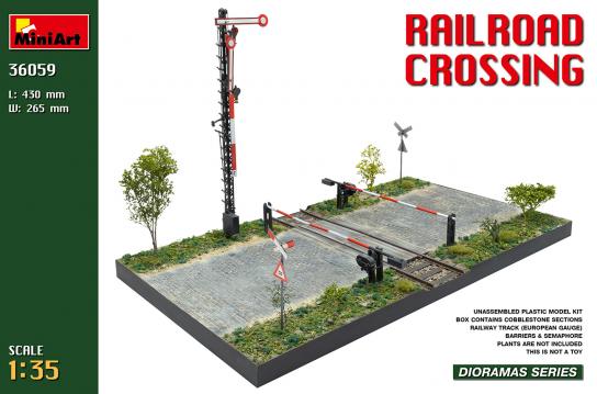 Miniart 1/35 Railroad Crossing image