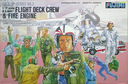 Fujimi 1/72 US Navy Flight Crews & Fire Engine image