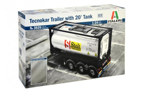 Italeri 1/24 Technokar Trailer with Tank image