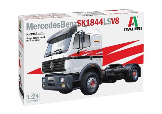 Italeri 1/24 Mercedes Benz SK1844 LS V8 image