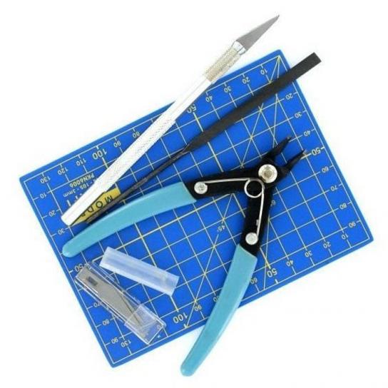 Italeri Tool Kit image