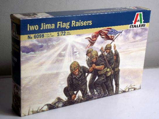 Italeri 1/72 Iwo Jima Flag Raisers image