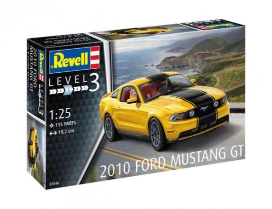 Revell 1/24 2010 Ford Mustang GT image